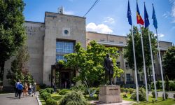 إحباط محاولة لاقتحام السفارة الروسية في رومانيا